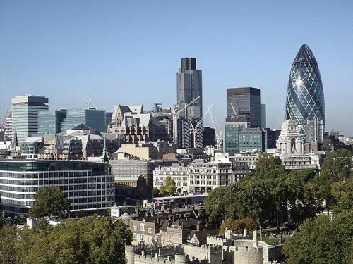 The Shard -самое высокое здание не только в Лондоне, но и в Европе, а к настоящему моменту является пятым по высоте европейским небоскрёбом